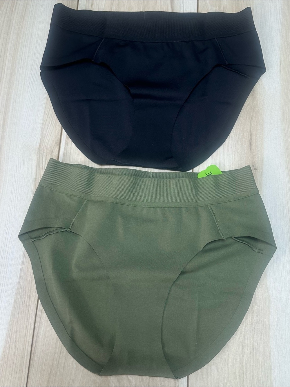 Lot of 2 Phoenix Malibu Bikini Bottoms M Medium Black Green 2-in-1 Swim NWT